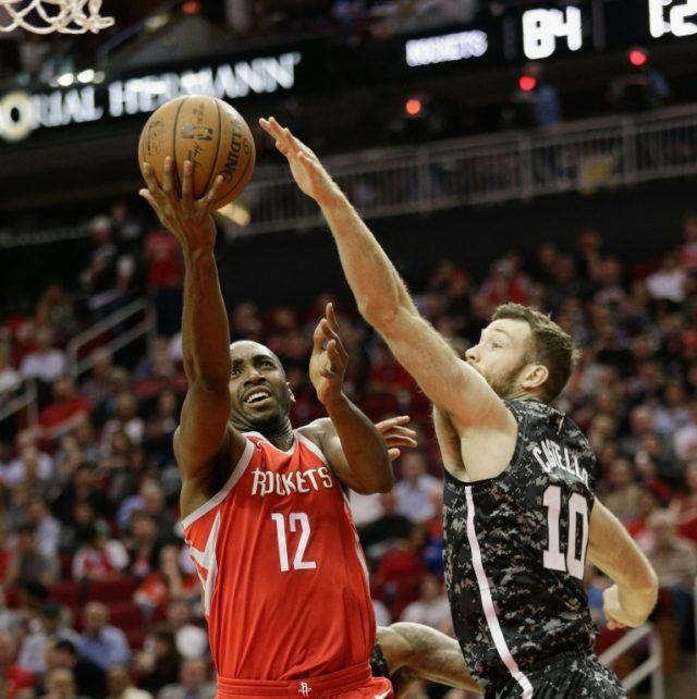 福建队完胜火箭,戈贝尔统治全场 福建队完胜火箭,戈贝尔统治全场