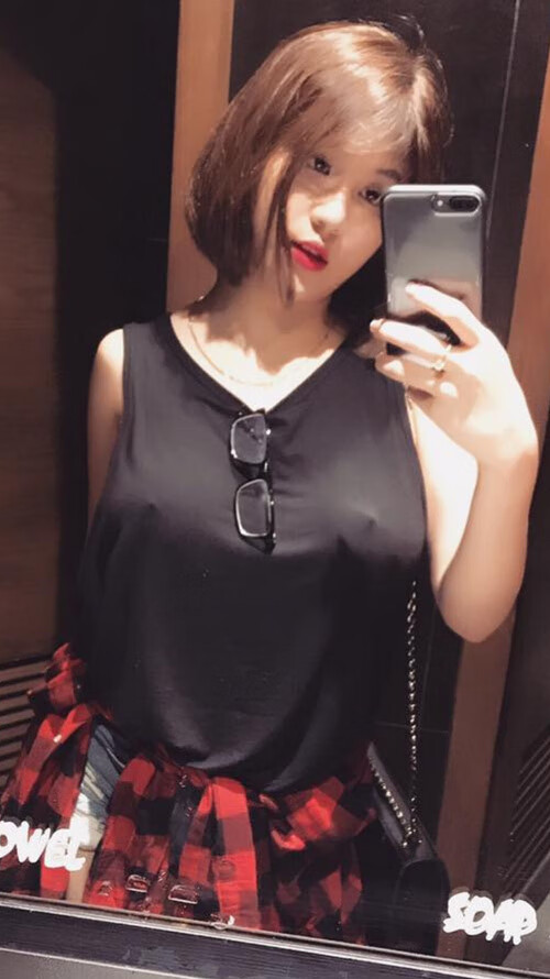 孤军突围！威廉姆斯精密战术险胜红牛二队，新星皮亚斯特里惊艳四座演绎未来传奇