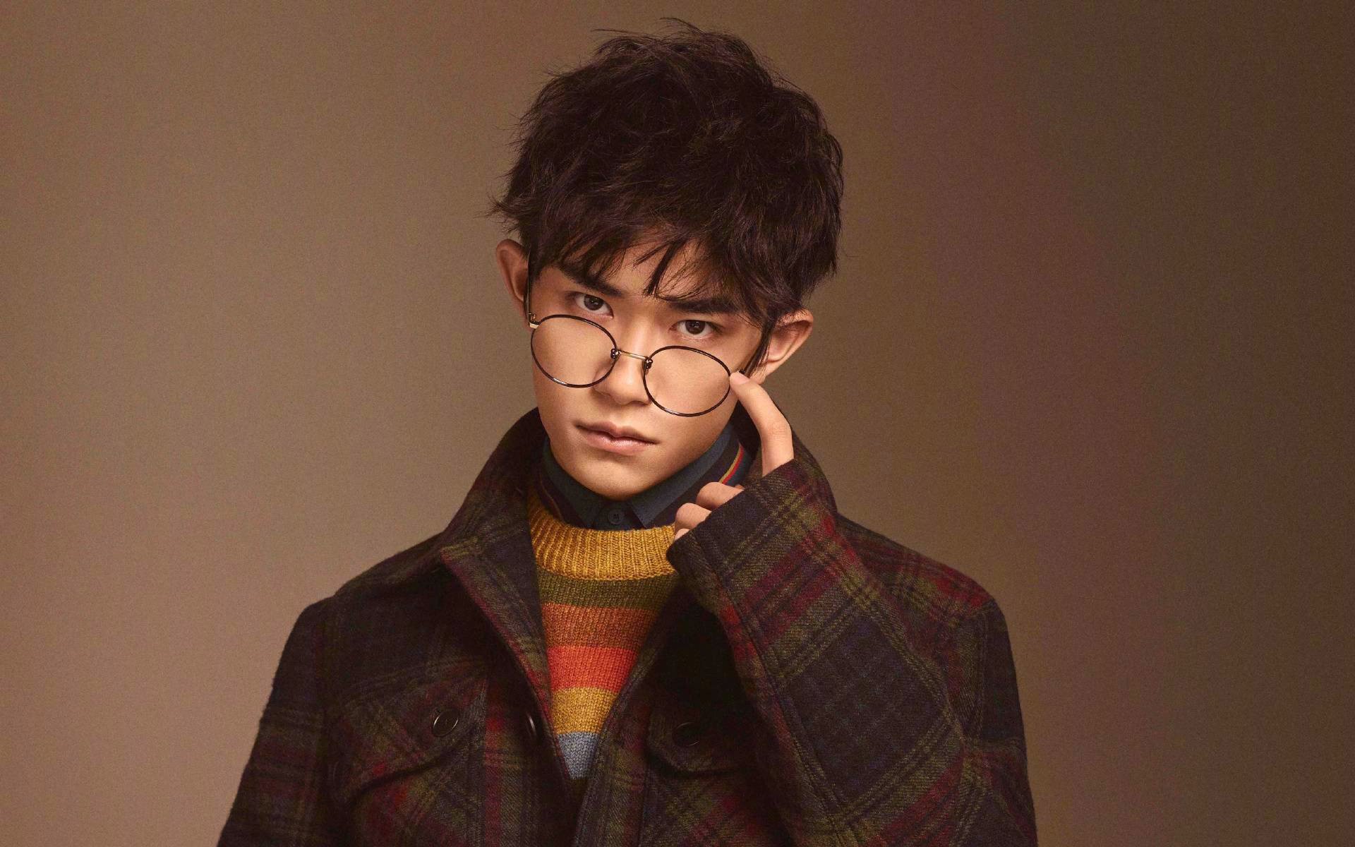 新王登基与旧秩序的对决，莱奥一剑封喉，法德血战映照欧洲足坛双线叙事