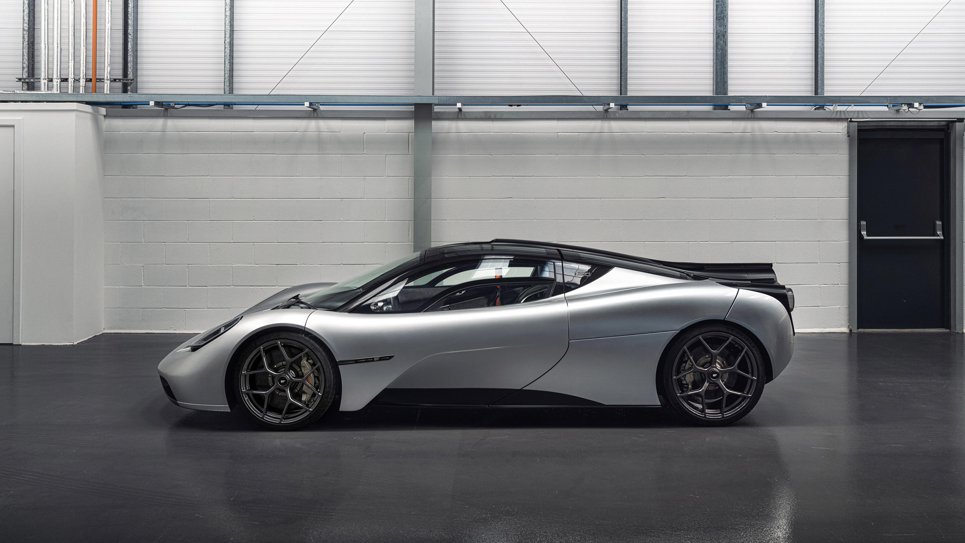 神谕的黄昏，当阿兹特克的太阳灼穿永恒之城，莫德里奇以风骨为杖