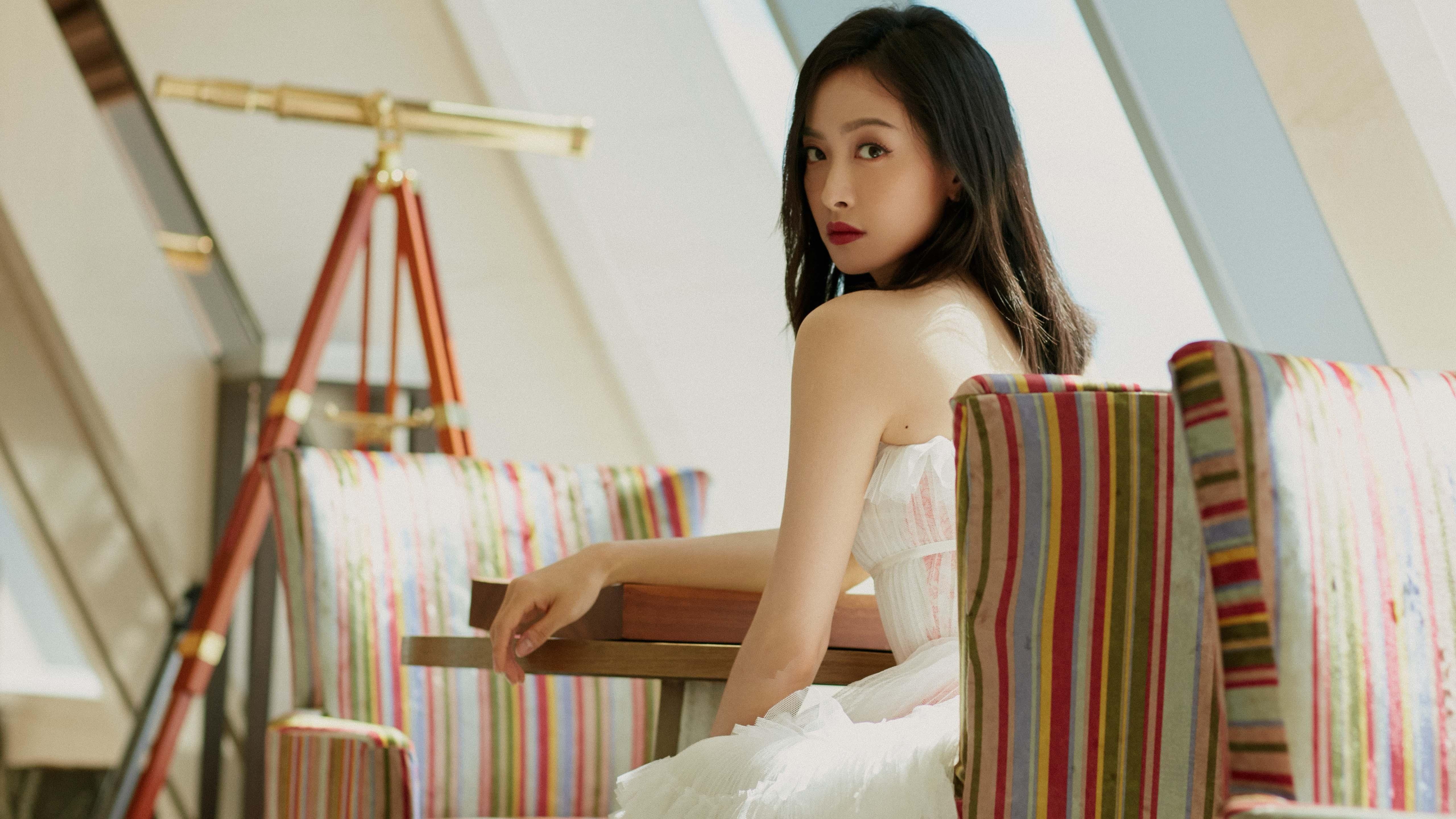 跨时空连线，当奇才对阵爵士的赛场浮现塔图姆的得分幽灵